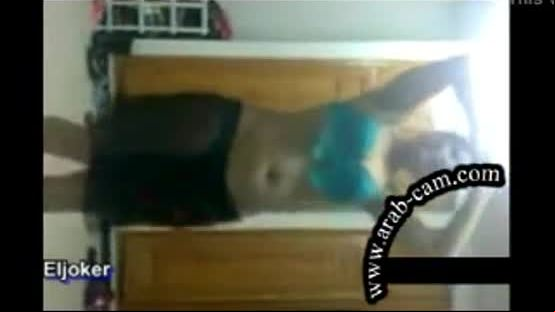 Arab wife dace before the fuck
